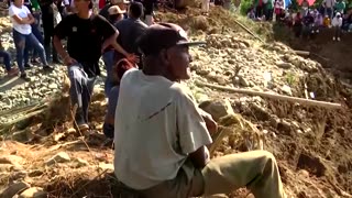 Landslide causes gold mine to collapse, trapping seven in Colombia