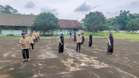 LATIHAN JOGED KARNAVAL SMPN 3 TEMPEH