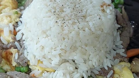 Get Your WOK! Beef Mushroom Egg Rice! 🔥🥩🍄🌽🍚🧅🍳