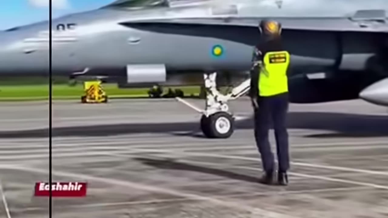 Do you know why pilots need to do funny hand gestures and dances#usa #aviation #military #airforce