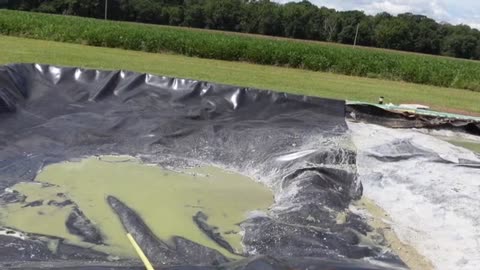 Pulling A 300 Pound Pond Liner By Hand? Or Is There Another Way? Vacuuming Out The Water & Gunk YUCK