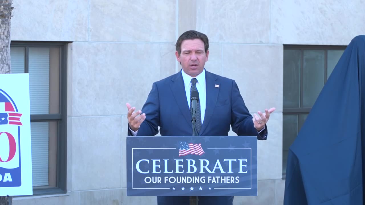 Governor DeSantis Unveils Benjamin Franklin Statue in Apalachicola