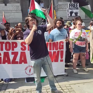 New Yorkers at the "Mass march for humanity"