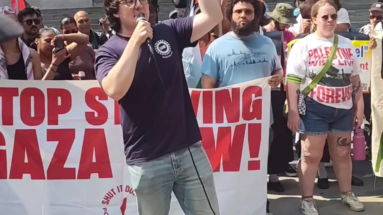 New Yorkers at the "Mass march for humanity"