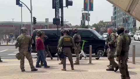 Border Patrol Just Pulled Up In LA Where Newscum Is Set To Speak😂🤣