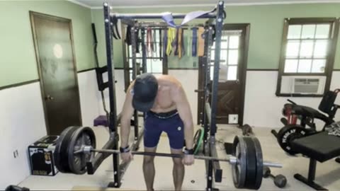 Stop Using Your Arms! Activate Your Back in Rows!