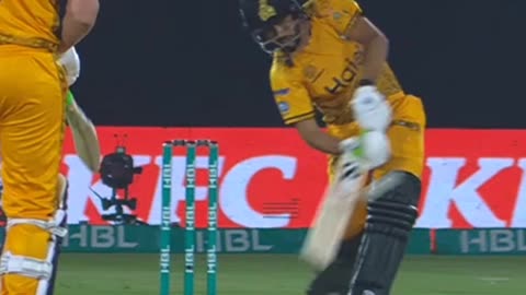 Haris goes big 😱 on the very first ball of his inning
