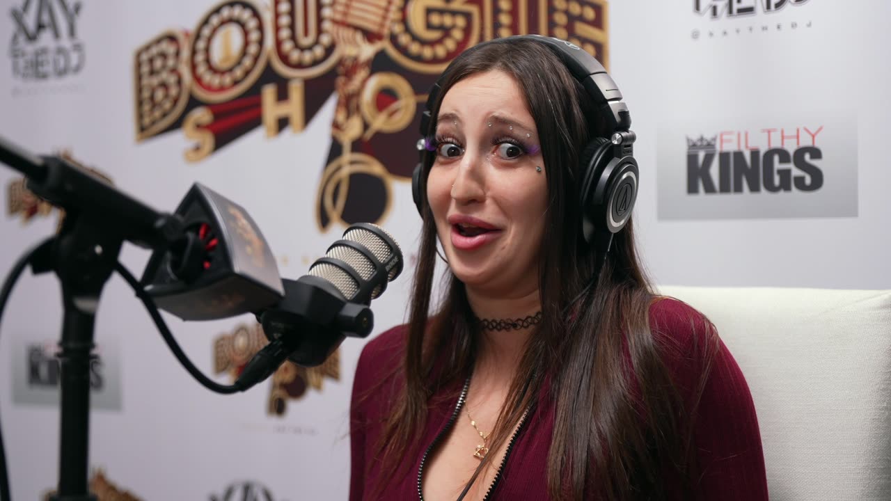 Anna Chambers - Yes I Really Had Sex With A Father👨 And His Son🧒 It Was A Weird Scenario.