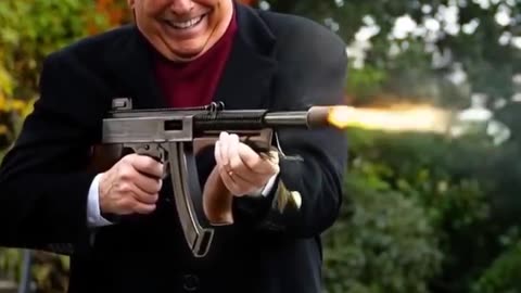 il Donaldo Trumpo - STOP IT!!!🤣🤣🤣 —I'M INTO SCARVES NOW, OK？？