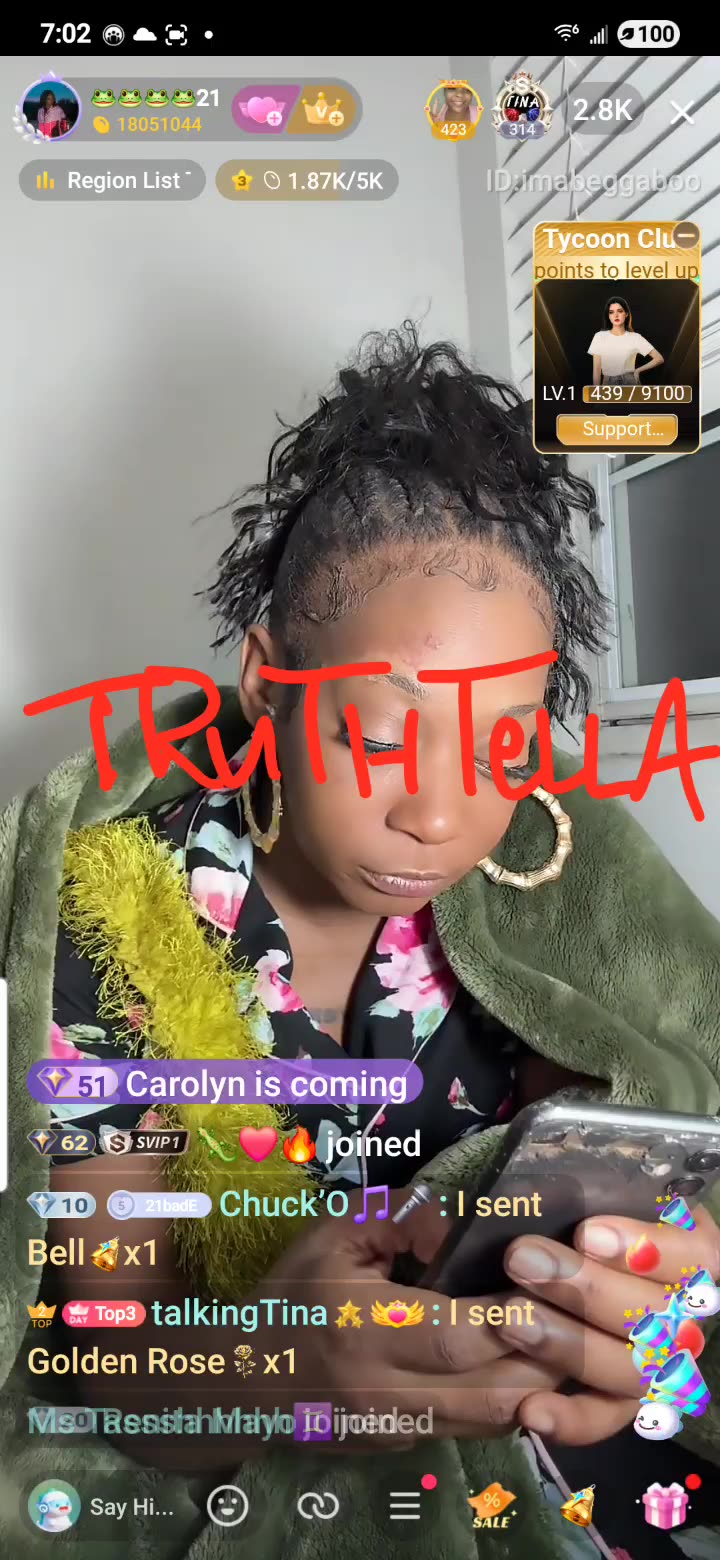 21BADBITCH WAKES UP 1ST SHIFT READING FOR STRAIGHT