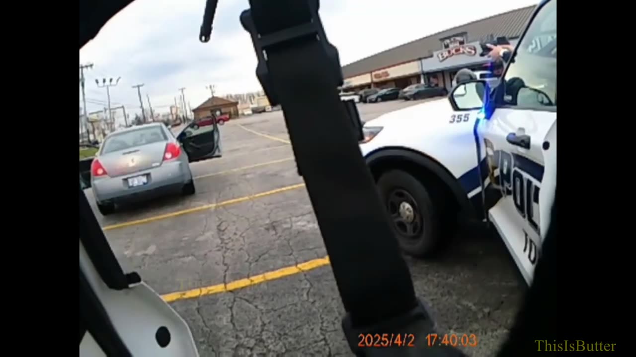 Body cam footage shows police arrest man for impersonating officer at strip club