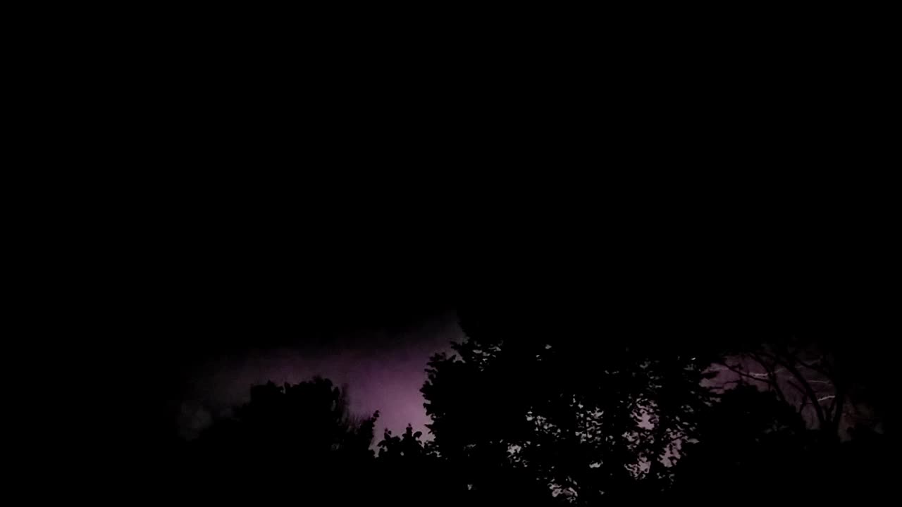 Lightning slow motion