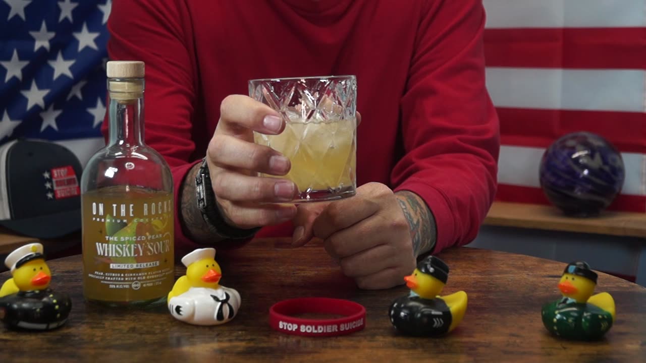 Seaman Angela Resendiz - On the Rocks Spiced Pear Whiskey Sour RTD Cocktail Review