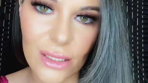 Look intio my eyes .............