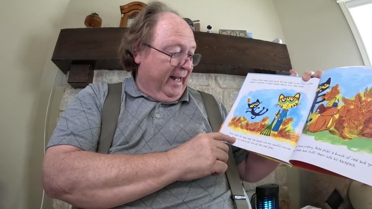 Pete the Cat in Falling for Autumn