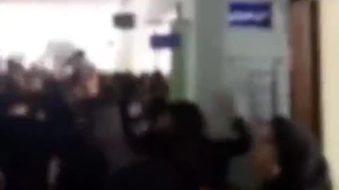 Iranian girls remove their hijabs, chant “Death to the dictator and the Islamic regime”