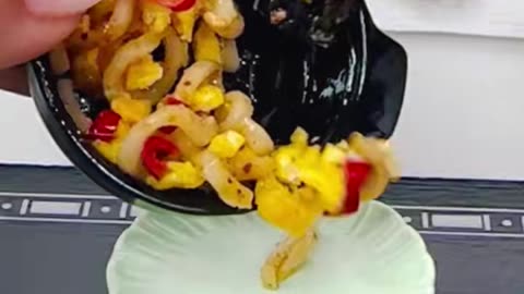 mini cooking Egg noodles