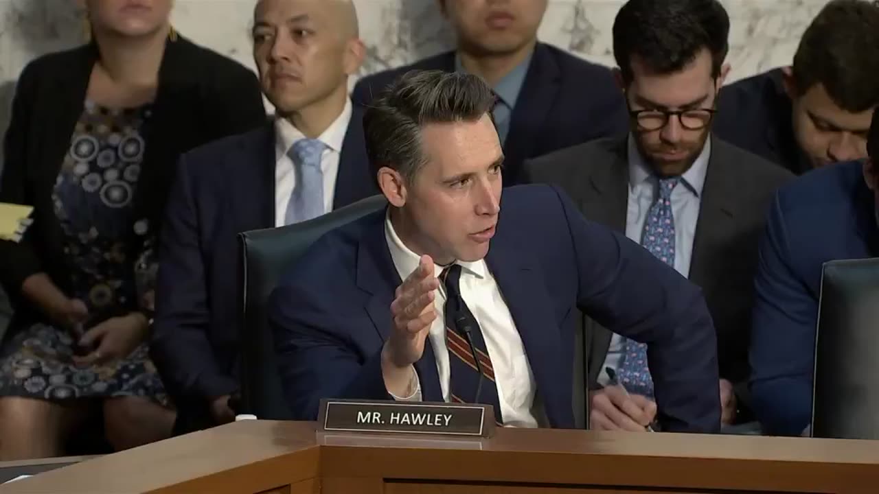 Zuckerberg apologized to victims sexually exploited on his platforms ACCOUNTABILITY