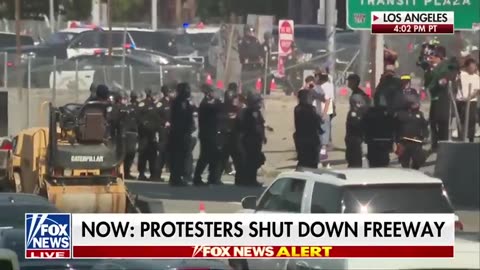 BREAKING: Rioters Shut Down California Freeway, Looting, Hitting Police - LA Arrests