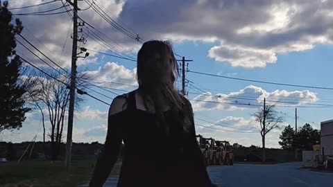 Goth tgirl coming to us