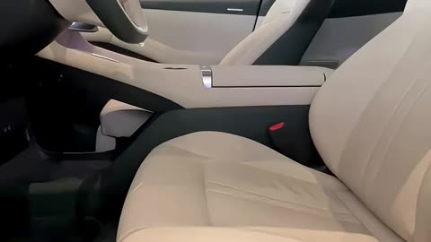 2025 Xiaomi YU7 EV – Electric Revolution Begins! Follow & Like for Fresh Auto News!