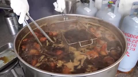 Popular Delicious Braised Pigs Trotters Amazing Pig Feet Dishes - Taiwan Food