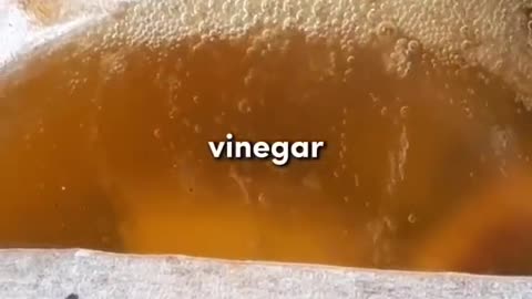 Don't throw away your apple scraps. Make vinegar with it.