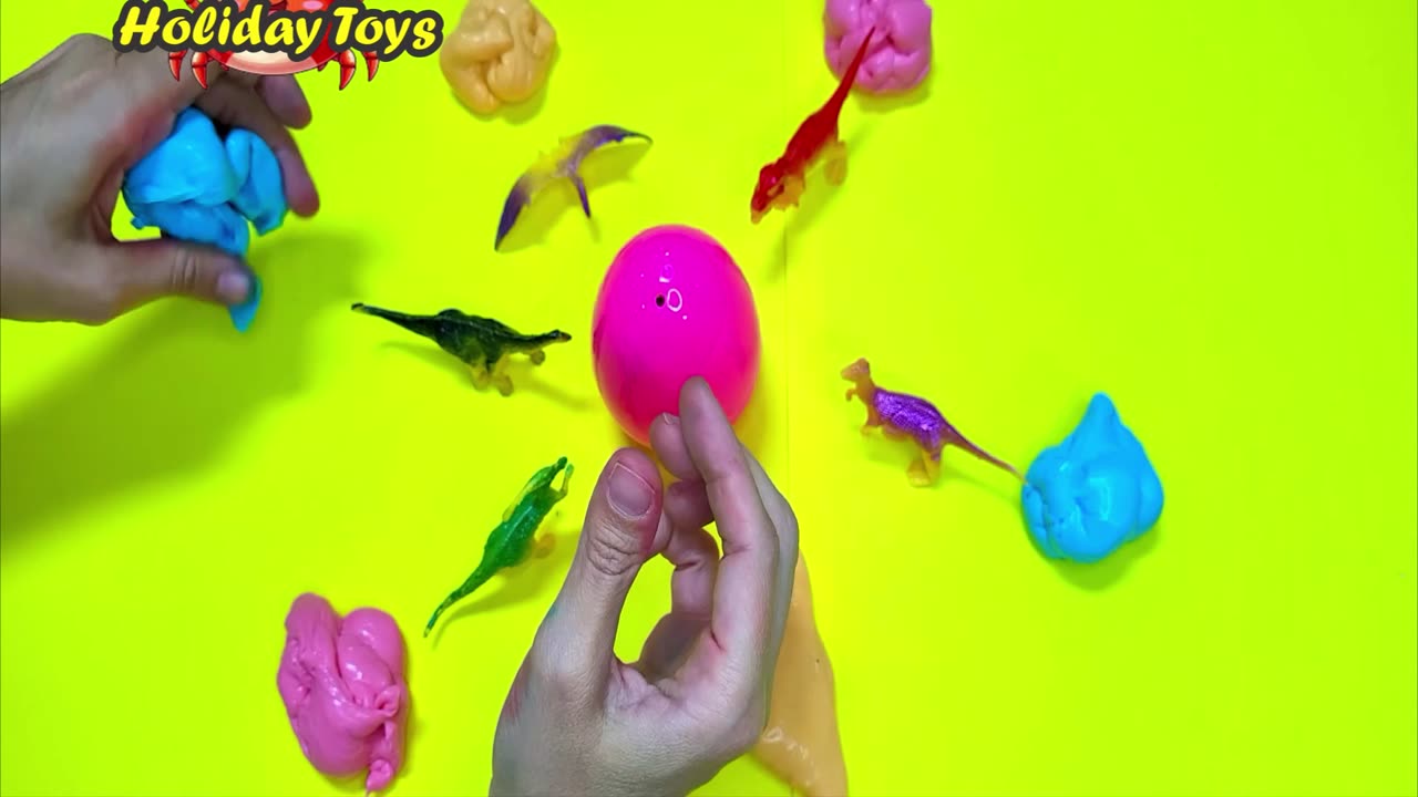 Playing Slime and Wrapping the Dinosaurs so Can not be Seen
