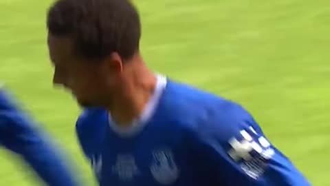 Everton give Goodison Park fitting farewell as Iliman Ndiaye double seals win