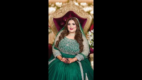 A Queen in Love 👑🌸 | Her Fairytale Kiss 💋