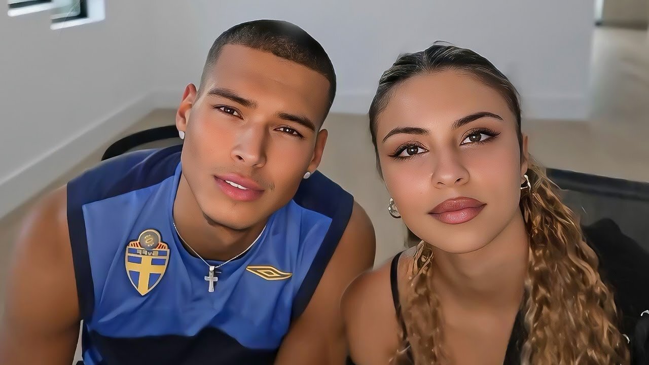 Marlon Hosts Streamer Prom Date Tryouts!