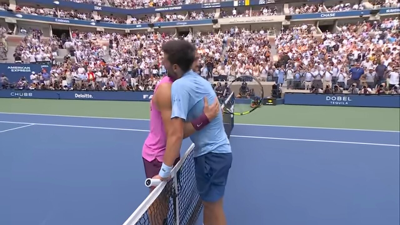 Carlos Alcaraz beats Novak Djokovic to reach US Open Final! | US Open semi-final Highlights