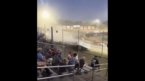 RACING CAR CRASHES🏁🛗🏎️📸 INTO CROWD ON RACETRACK IN SENOIA GEORGIA🏁🏎️💫