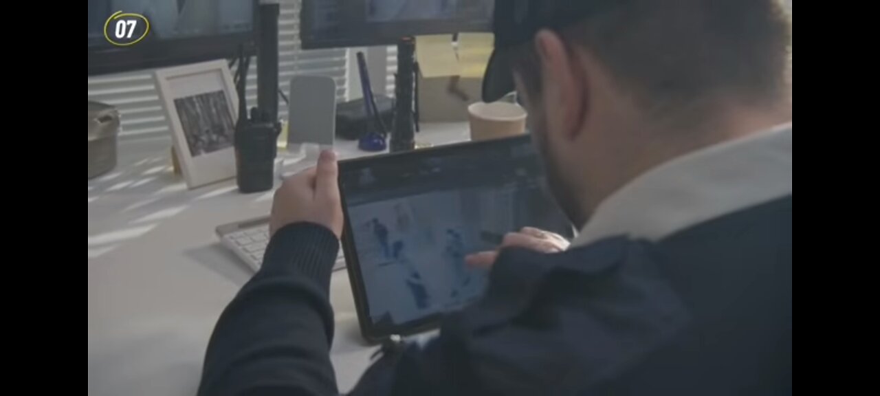 25 DEVICES THAT WATCH YOU