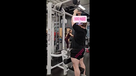 100KGS Close Grip Pull-downs (Lite) | #fitness #shorts #back 💪