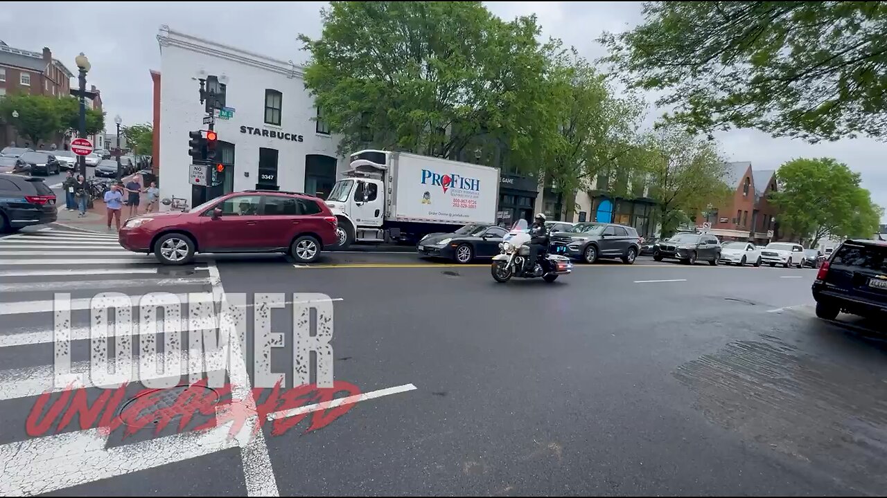 US Secret Service just escorted a motorcade with what appears to be US military officials
