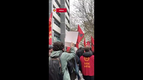 Following the arrest of Venezuelan President Maduro and his wife, a demonstration