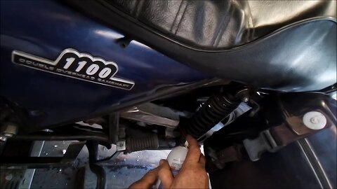 Chain lube