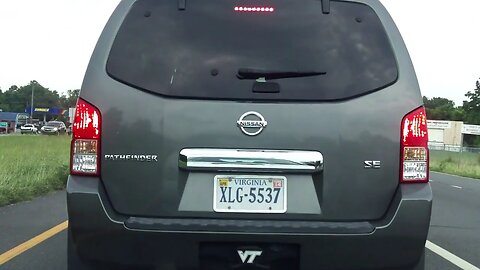 Nissan Pathfinder and Mercedes-Benz ML63