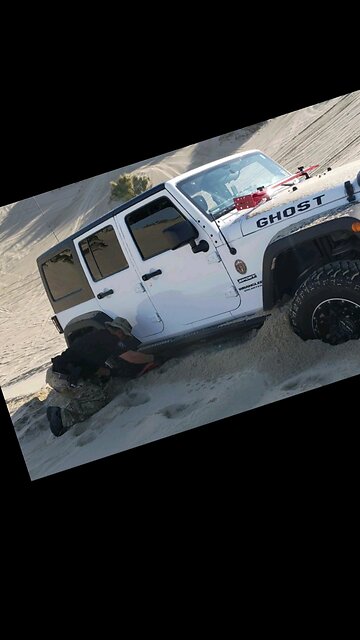 Epic Jeep Dune Climb Gone Wrong || Please Subscribe!