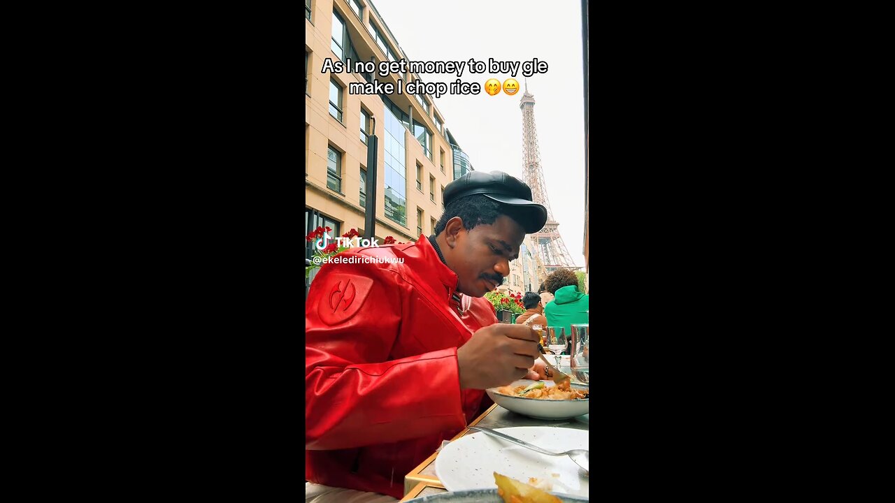 LET ME FIRST FINISH EATING😂
