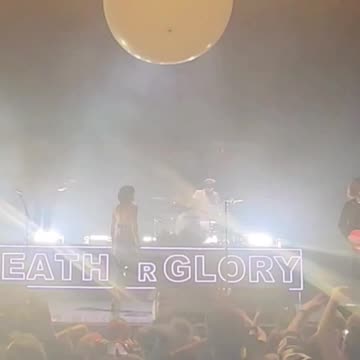 Palaye royale (live)