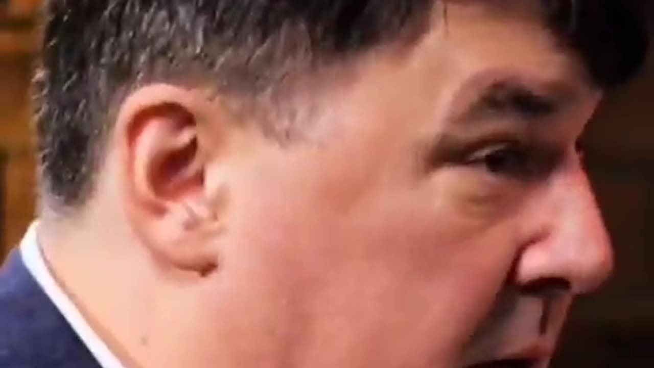 Russian Game Exposes Elite Manipulation <<<