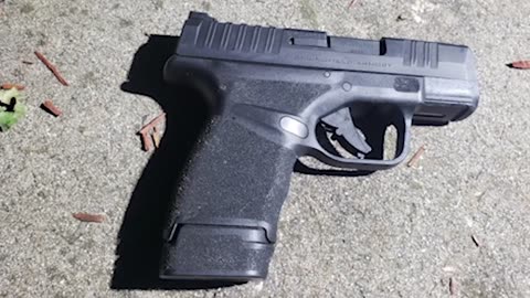 Jacksonville Sheriffs Shoot Armed Teen After High School Gang Fight