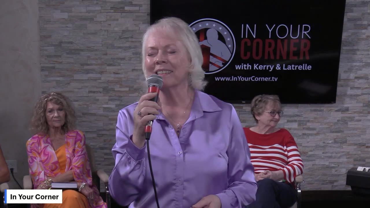 His Hand in Mine: Latrelle Lindon Pharr