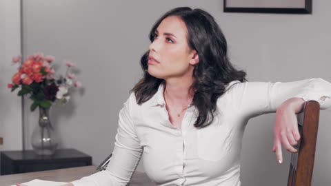 Lady boss From secretay to... - Casey Calvert & Chanel Preston
