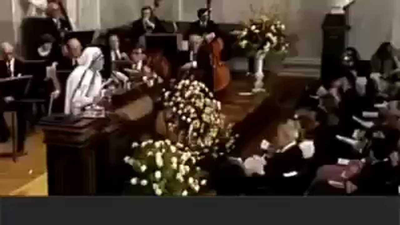 Meta: E Shenjta Nënë Terezë, na mëson se një gjest i vogël mirësie ka fuqinë të...