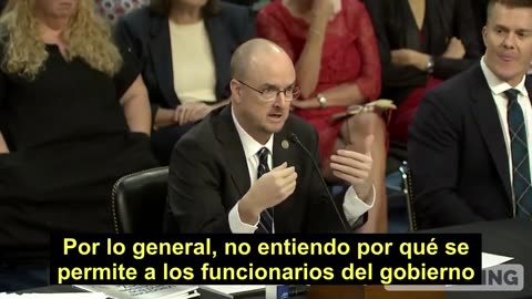Toby Rogers, doctor en Filosofía: La vacuna contra la COVID-19 es un arma biológica.