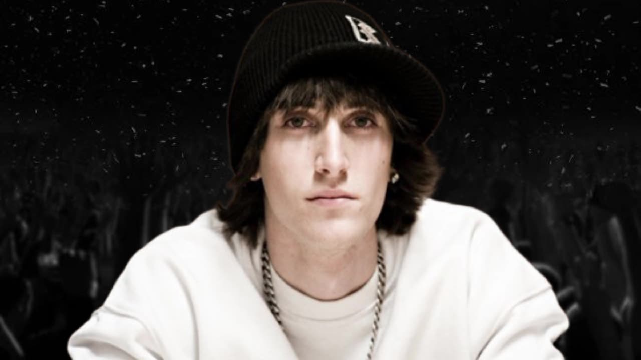 NO SOMOS TAN DISTINTOS•PORTA