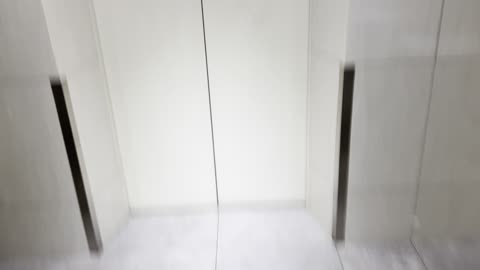 Filming a Lift (OldElevNew Style)
